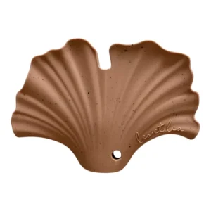 Anneau de dentition 'Gingko' | Marron 1 Anneau de dentition gingko - marron - Léo et lea