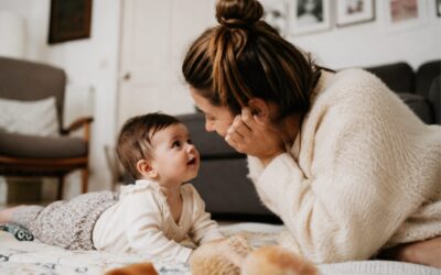 Éveil sensoriel : comment accompagner bébé naturellement