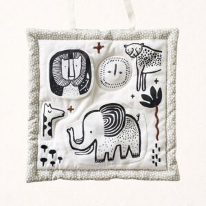 Tapis d’activité bébé | Safari 1 Tapis d'activités bébé noir et blanc fort contraste - safari - Wee Gallery
